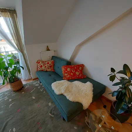 Ruhiges & Zentrales Loft In Apartment